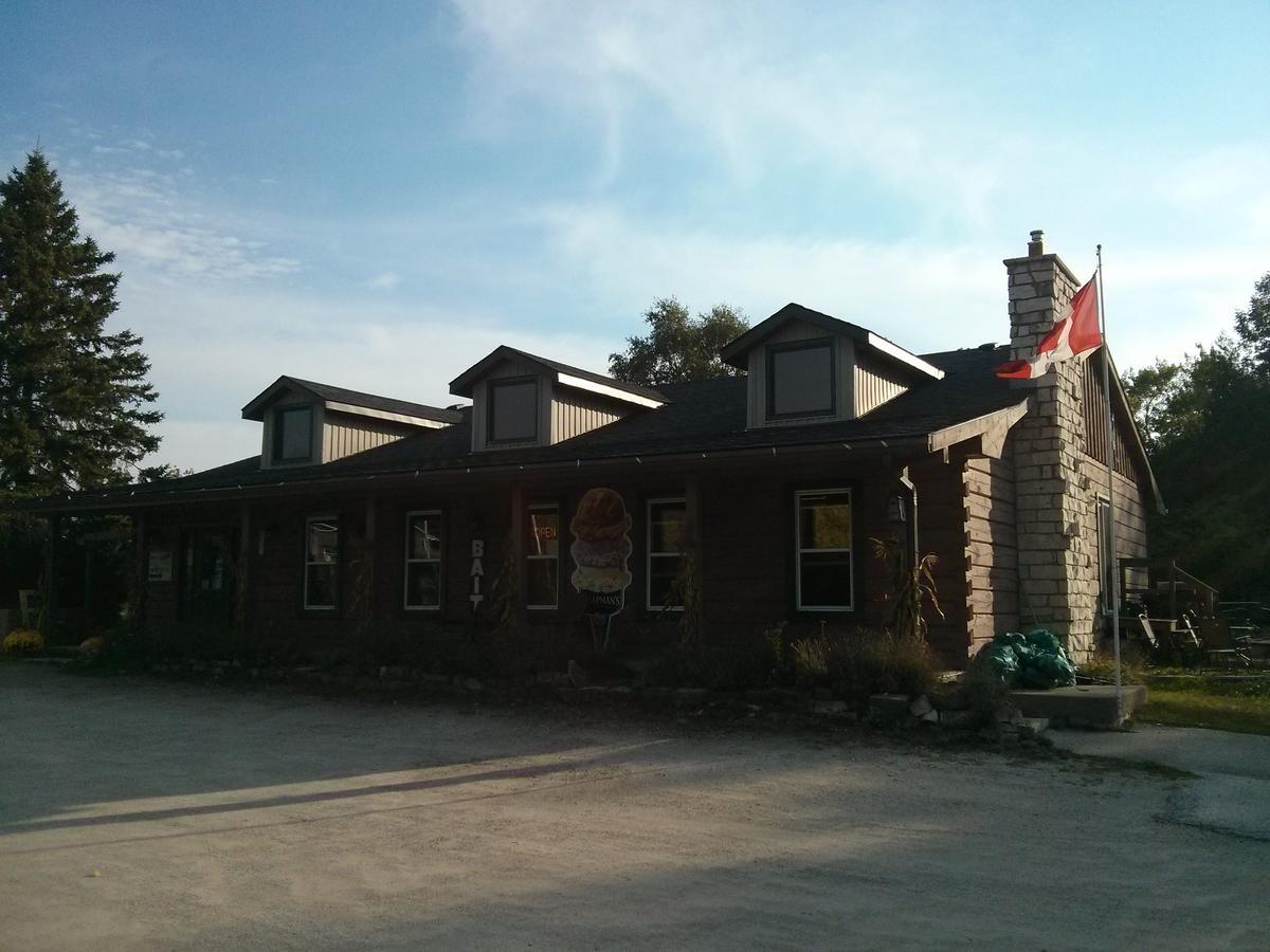 The Spirit Rock Outpost & Lodge Уиартон Экстерьер фото